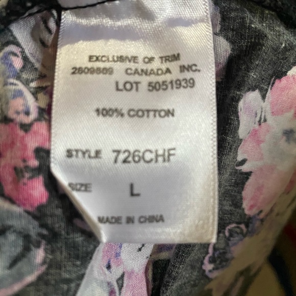 SCRUB TOP - Picture 4 of 4